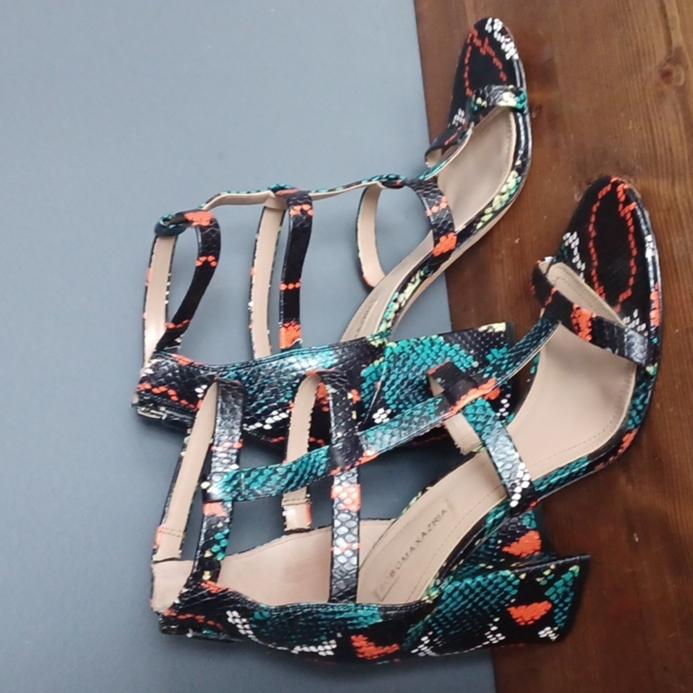 BcbgMaxAzria heels